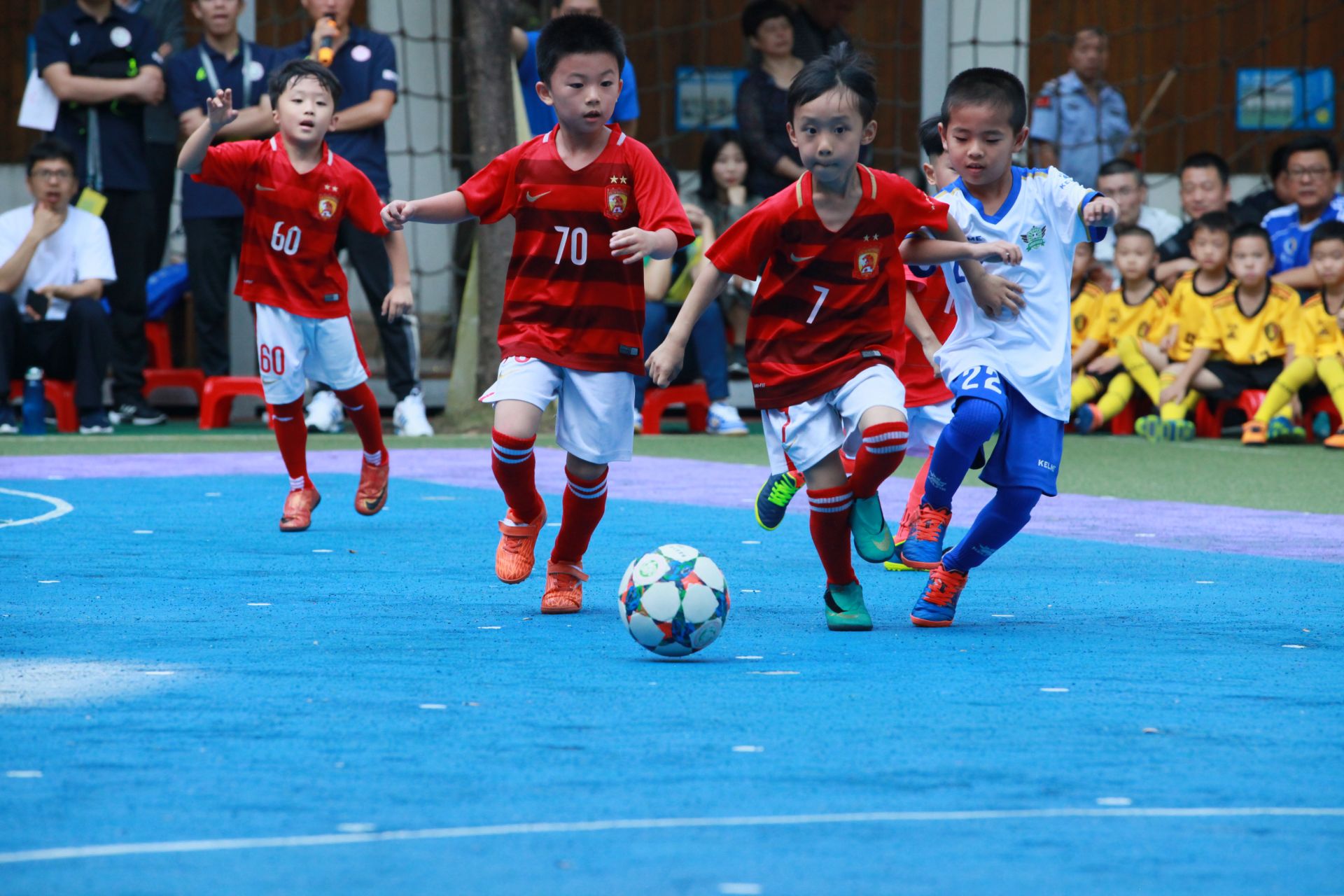 NBA球员数据统计：助攻、得分、篮板排行,（NBA球员数据榜：得分、助攻、篮板排行榜）