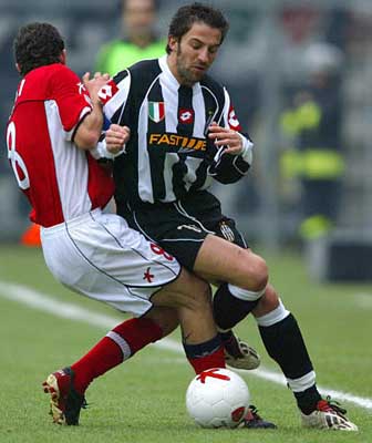 莱昂纳多：我知道本轮比赛特别重要，因此坚持带伤出场（莱昂纳多：清楚此役至关重要，咬牙带伤出战）