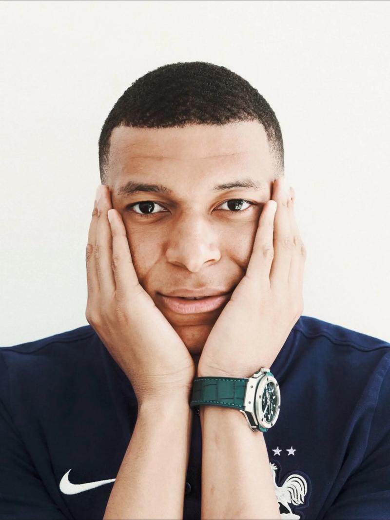 聚焦残特奥会：运动员在比赛 教练同样在“紧张” 还准备了专属道具“紫气东来”（残特奥会现场：运动员鏖战，教练同频“紧张”，“紫气东来”专属道具亮相）