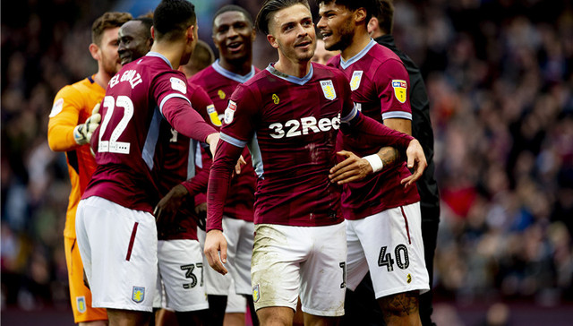 青岛海牛官方：萨里奇和尼古拉在合同期满后离队，祝一切顺利（青岛海牛官宣：萨里奇、尼古拉合同到期离队，俱乐部致以祝福）