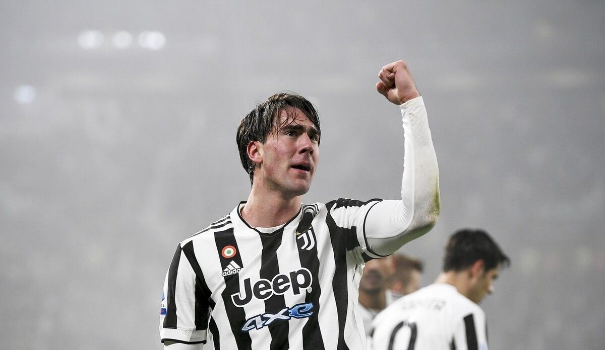 外媒：因科隆对马拉要价过高，拜仁接触波兰17岁边锋新星（外媒：科隆抬高马拉身价，拜仁转洽17岁波兰边锋新星）