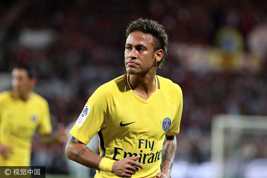 跟队记者：VAR竟然认为米兰对阵帕尔马时的点球是萨56的犯规（随队记者：VAR判定米兰战帕尔马点球源自萨56犯规）