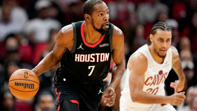 足球报：郑智接手西海岸帅位的可能性最大，但尚未最后敲定（足球报：郑智最有望出任西海岸主帅，尚待最终确认）