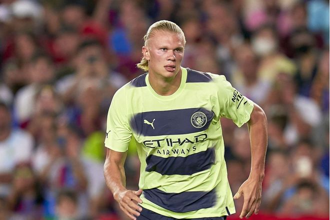 小克鲁伊夫：因女儿患癌辞去巴萨总监；中国执教的三年很愉快（小克鲁伊夫：为陪患癌女儿辞去巴萨总监，称在中国执教三年颇为愉快）