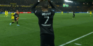 博主：河南队前往泰国曼谷进行封闭训练，并将与泰国球队热身（博主称：河南队赴曼谷封闭拉练，计划与泰国球队进行热身赛）